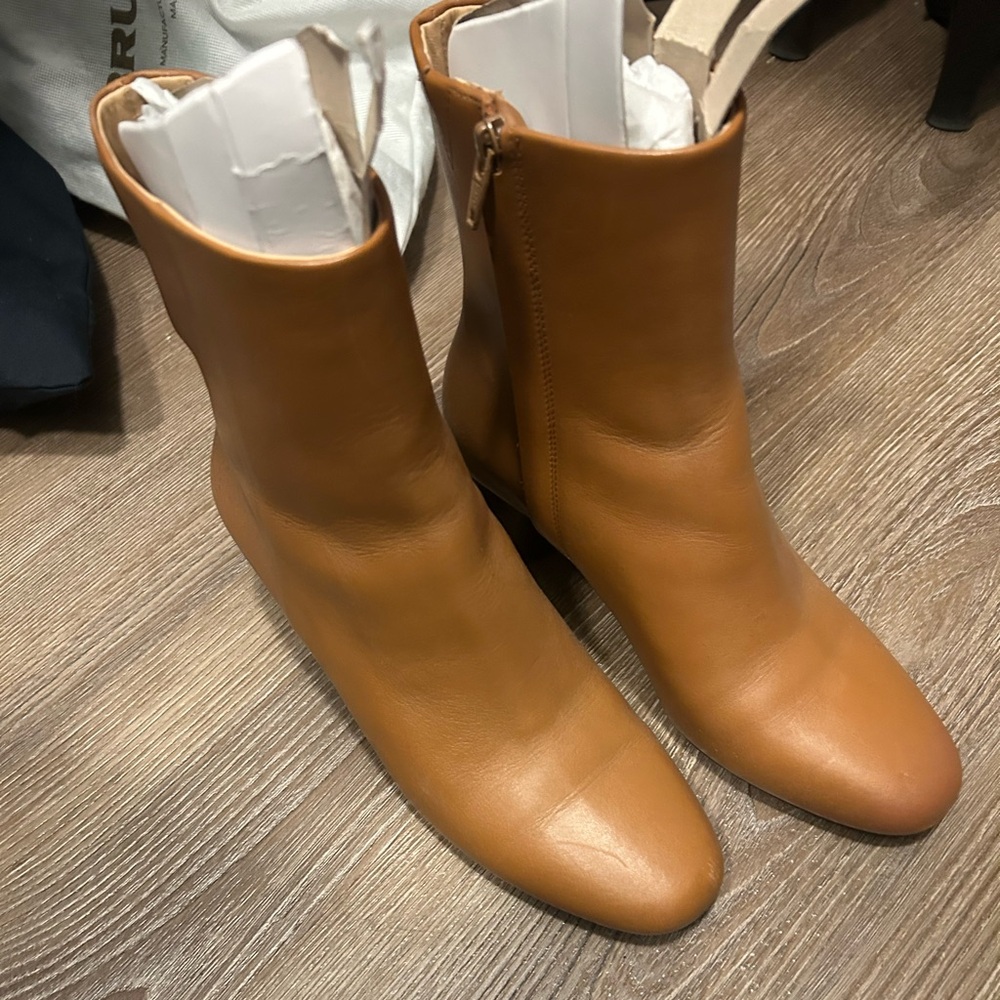 & Other Stories Tan Ankle Booties Soft real Leather